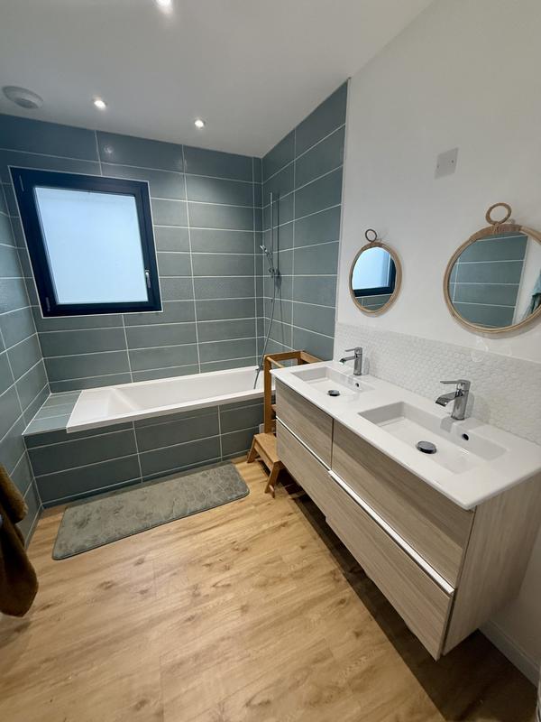 Maison - 143 m² - 5 pièces