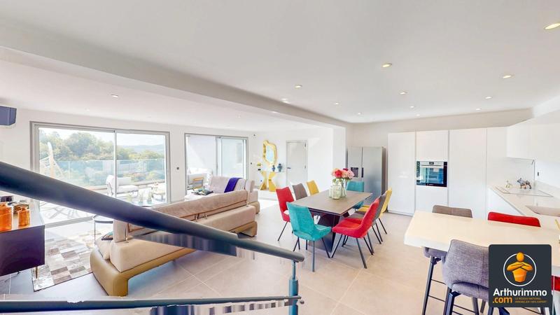 Villa - 135 m² - 6 pièces