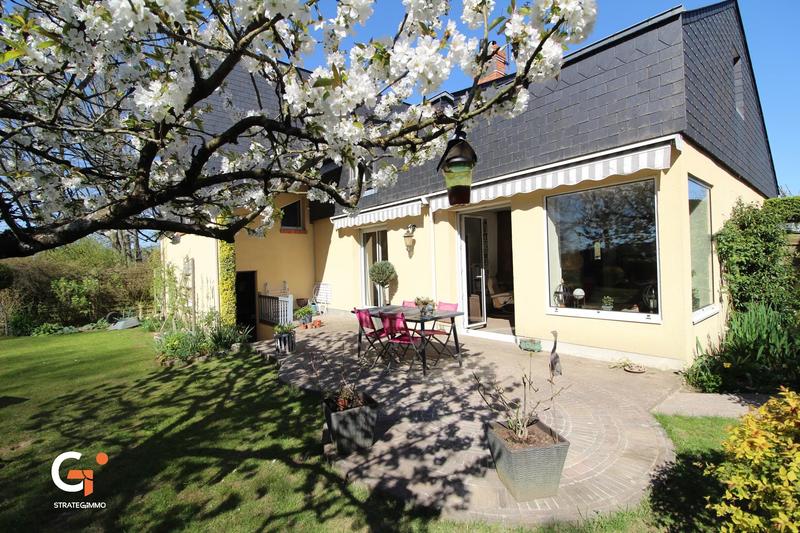 Maison - 174 m² - 7 pièces