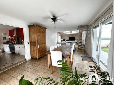Maison - 153 m² - 5 pièces