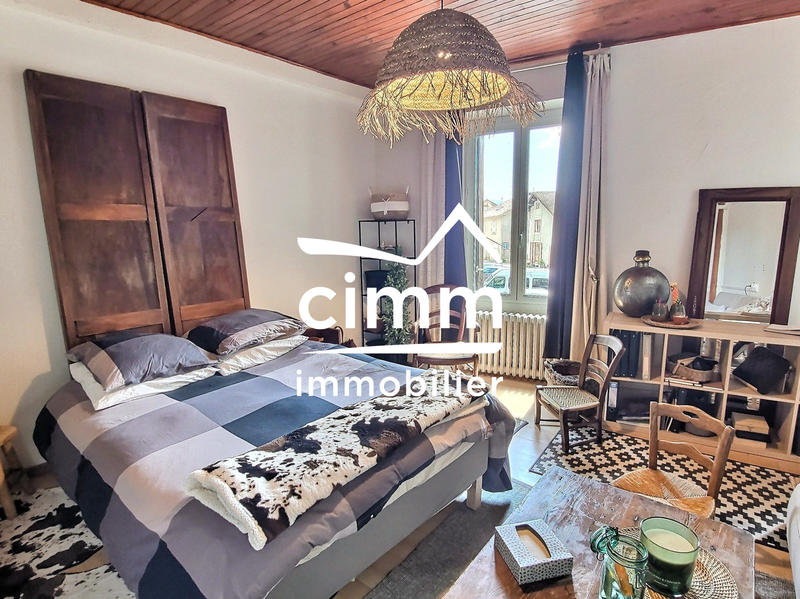 Maison ancienne - 354 m² - 8 pièces