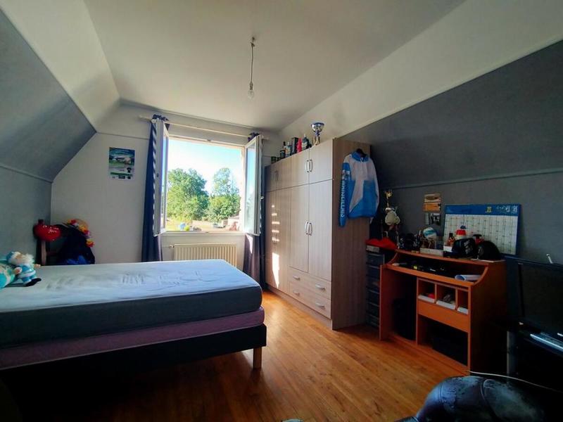 Chaumière - 178 m² - 7 pièces