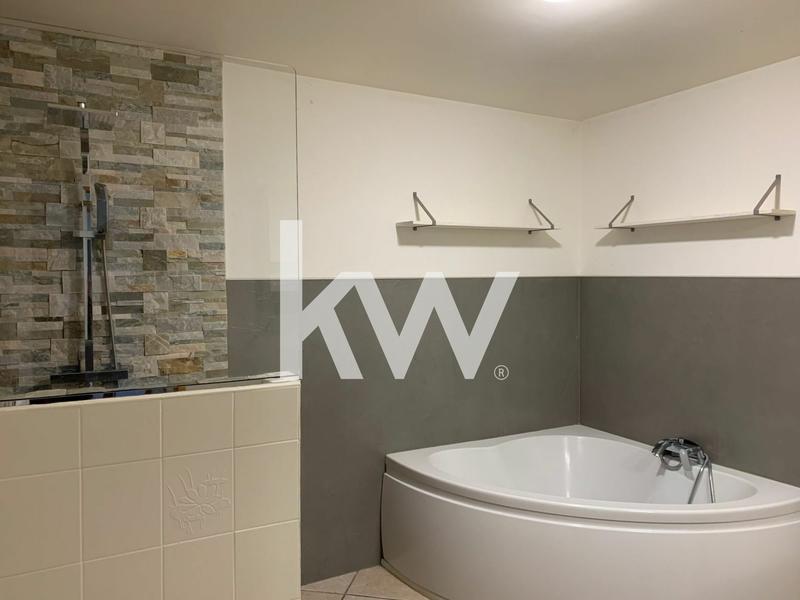 Appartement - 211 m² - 4 pièces