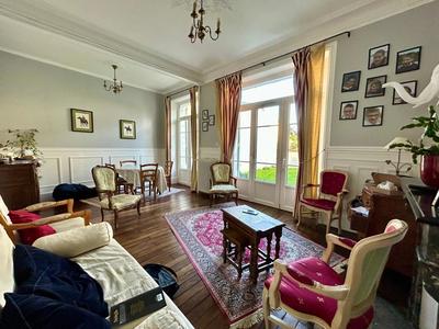 Maison - 155 m² - 7 pièces