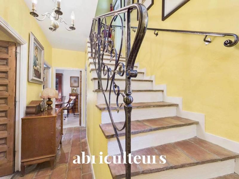 Maison ancienne - 276 m² - 7 pièces