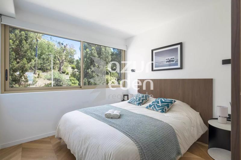 Appartement - 90 m² - 4 pièces