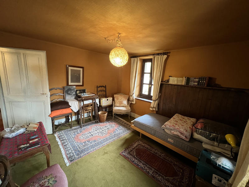 Maison - 185 m² - 8 pièces