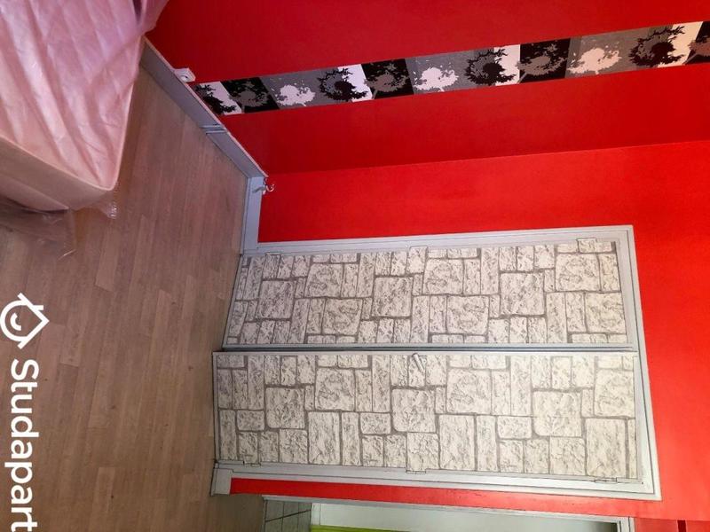 Chambre - 14 m² - 1 pièce