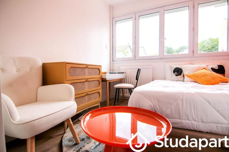 Chambre - 18 m² - 1 pièce