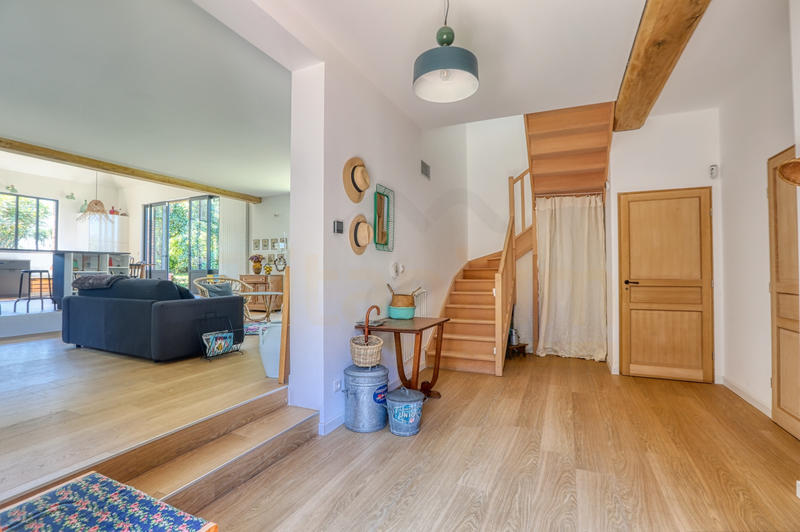 Maison - 185 m² - 7 pièces