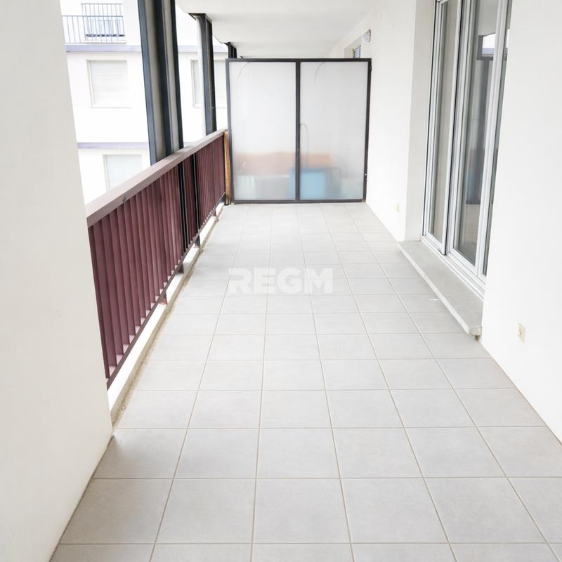 Appartement - 84 m² - 4 pièces