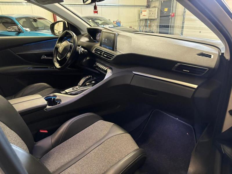 Peugeot 3008 II 1.2 Thp Puretech 130 cv Boîte auto