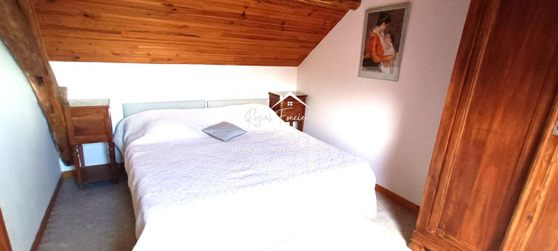 Maison ancienne - 239 m² - 10 pièces