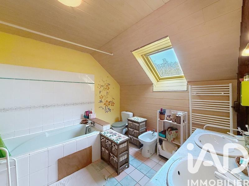 Maison - 270 m² - 9 pièces