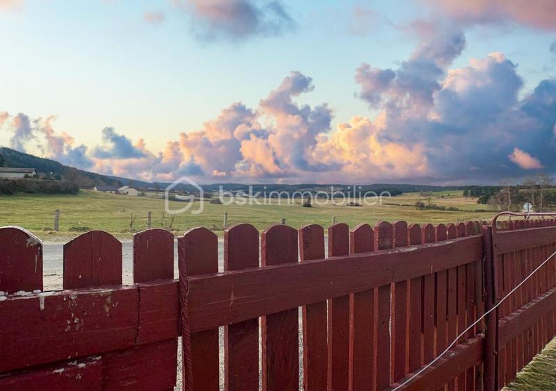 Corps de ferme - 175 m² - 7 pièces