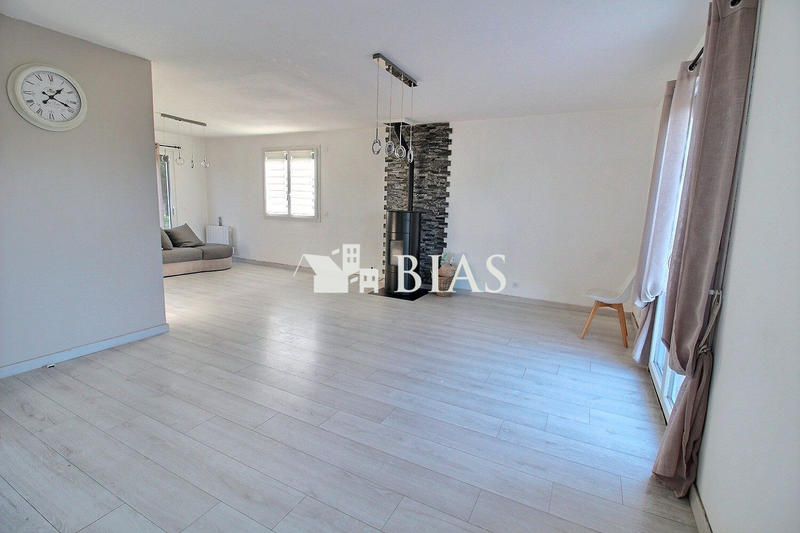 Maison - 103 m² - 5 pièces