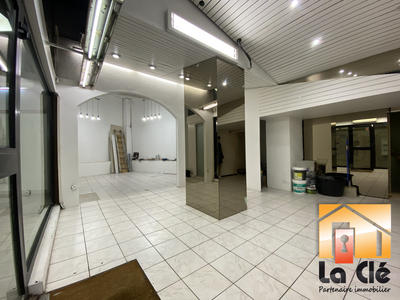 Local commercial - 53 m² - 2 pièces