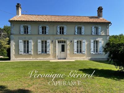 Maison en pierre - 238 m² - 6 pièces