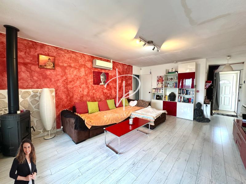 Maison - 95 m² - 5 pièces