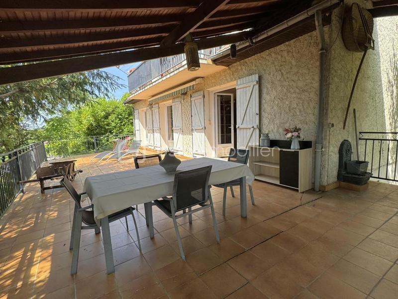 Maison - 141 m² - 6 pièces