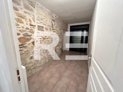 Local commercial - 43 m² - 2 pièces