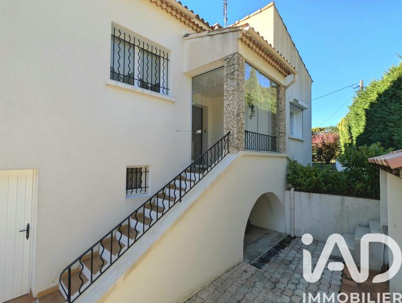 Maison - 111 m² - 4 pièces