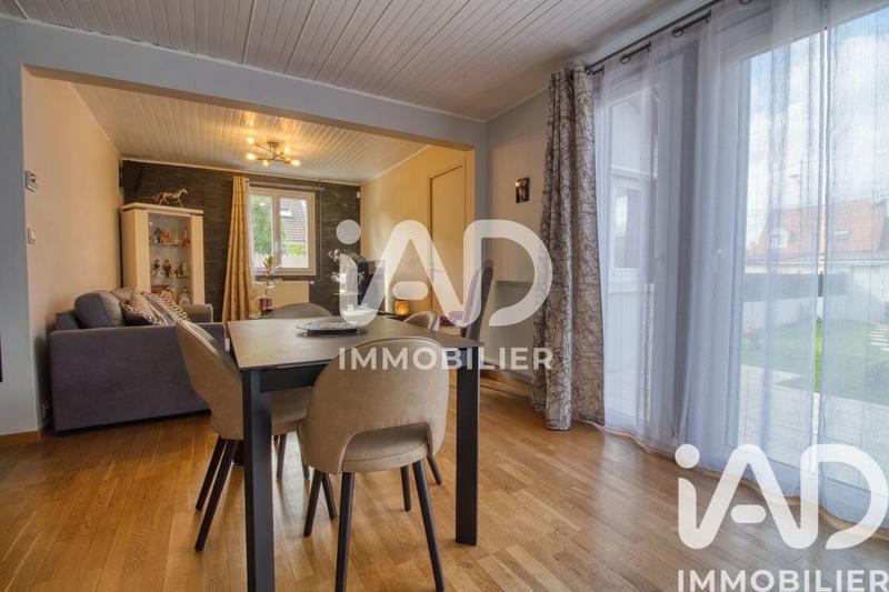 Maison - 100 m² - 5 pièces