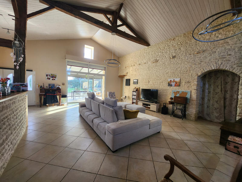 Maison - 177 m² - 7 pièces