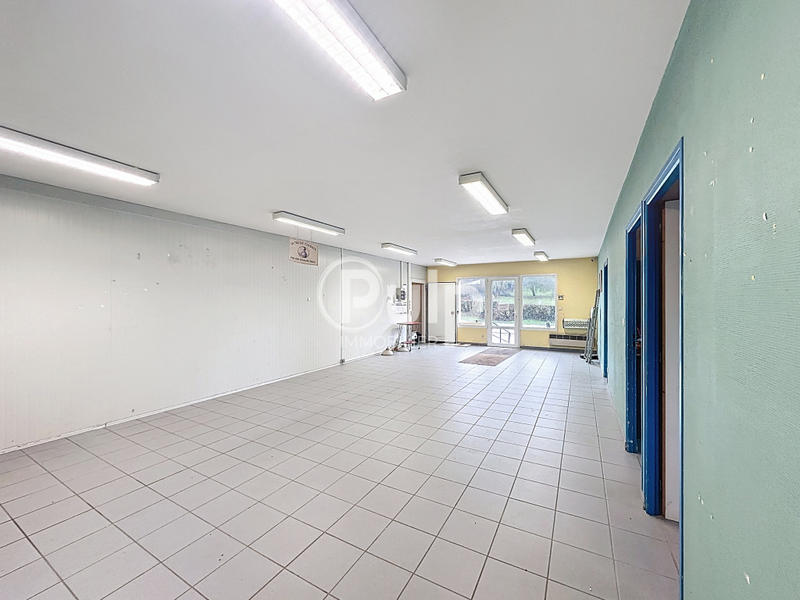 Divers - 512 m² - 8 pièces