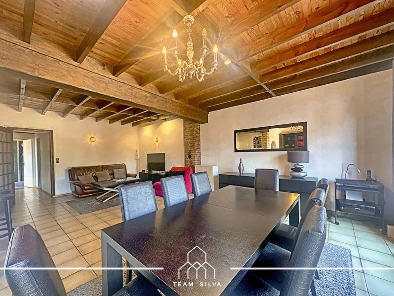 Maison - 194 m² - 5 pièces