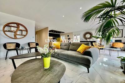 Villa - 150 m² - 5 pièces