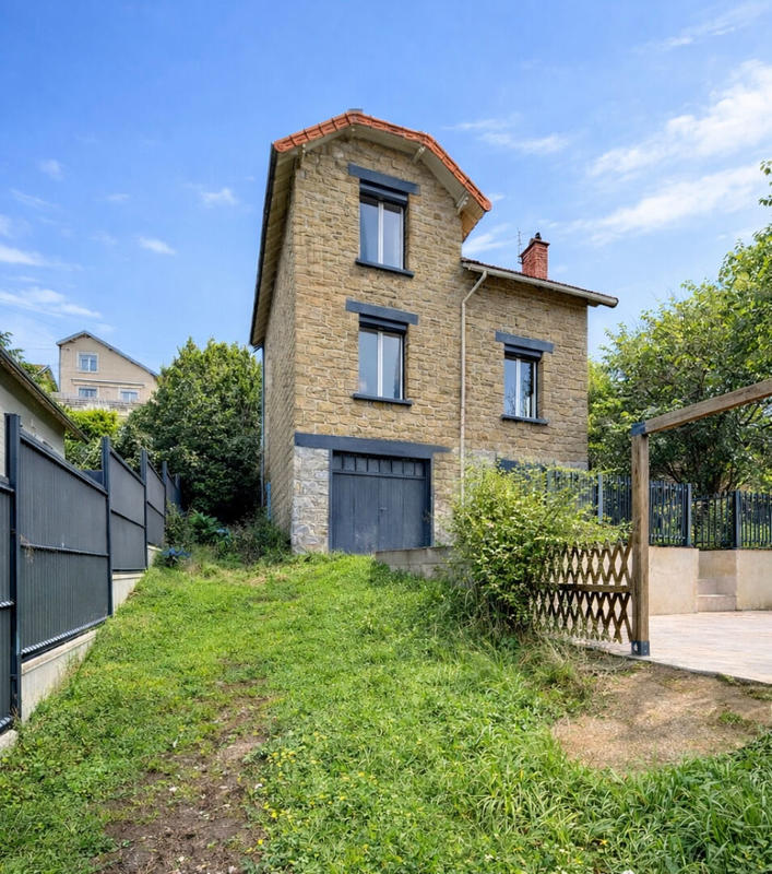 Maison - 108 m² - 5 pièces