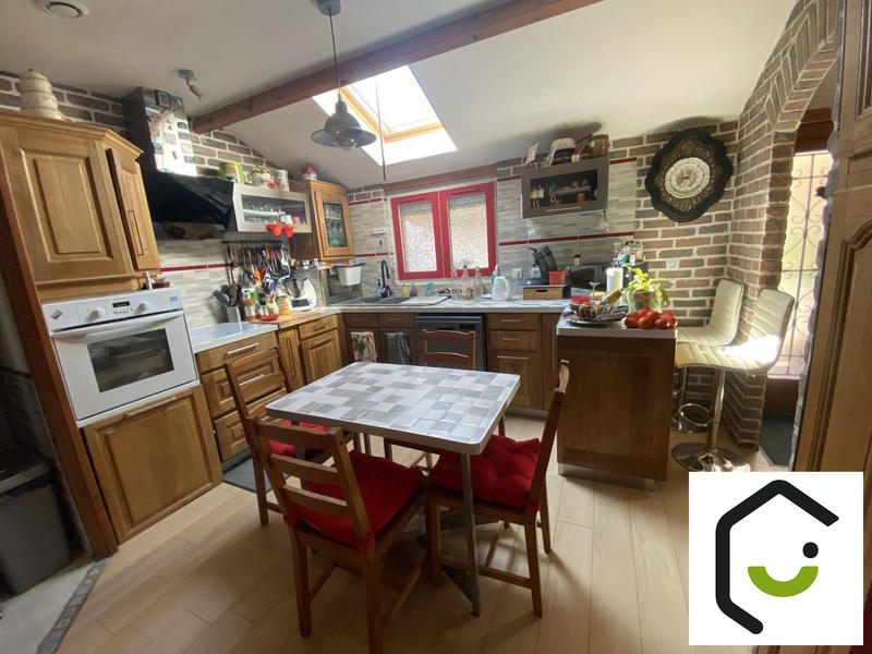 Maison - 101 m² - 5 pièces