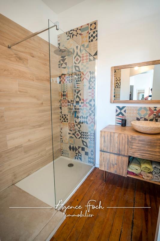 Maison ancienne - 240 m² - 7 pièces