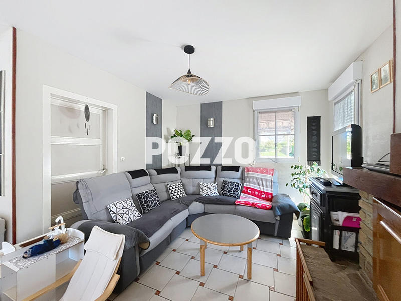 Maison - 105 m² - 6 pièces