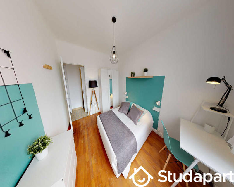 Chambre - 70 m² - 1 pièce