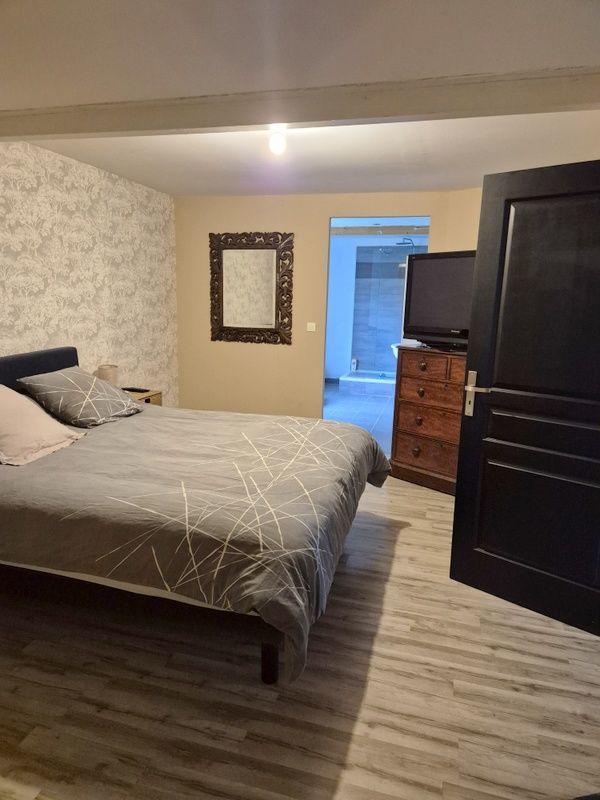 Maison - 220 m² - 3 pièces