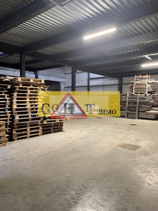 Entrepôt - 1 059 m²