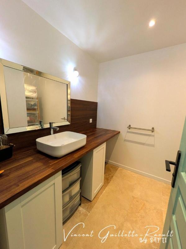 Maison - 121 m² - 5 pièces