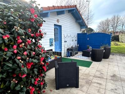 Maison - 171 m² - 6 pièces