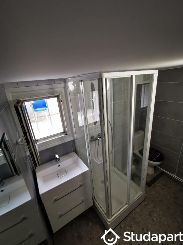 Chambre - 12 m² - 1 pièce