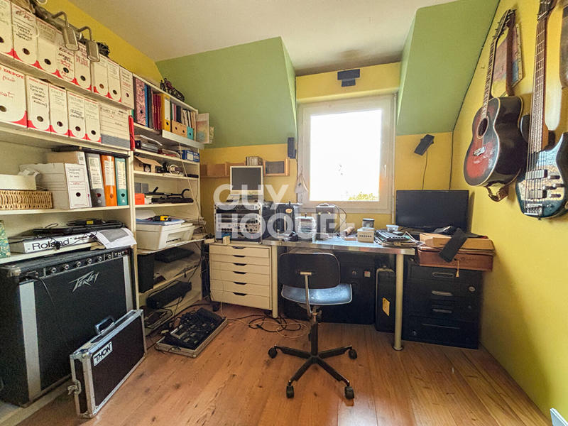 Maison - 95 m² - 5 pièces