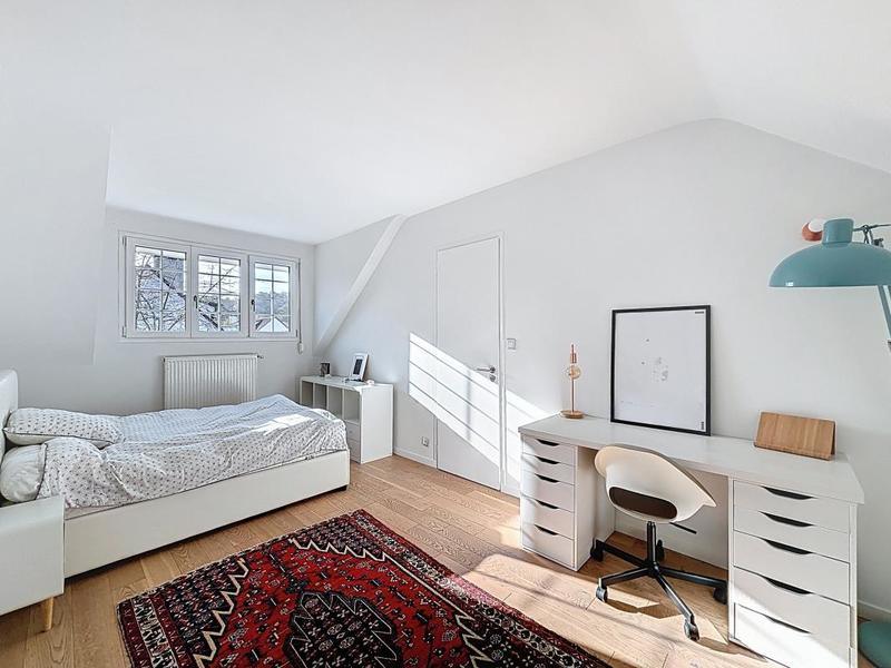 Maison - 228 m² - 7 pièces