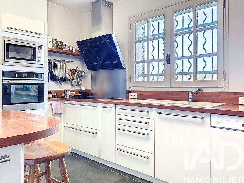 Maison - 140 m² - 6 pièces