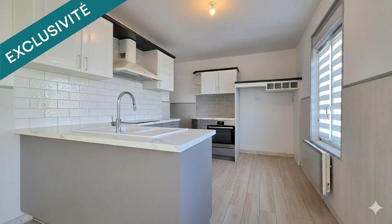 Maison - 151 m² - 8 pièces