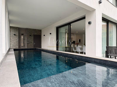 Villa - 152 m² - 6 pièces