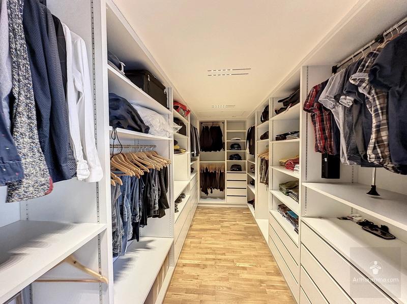 Appartement - 320 m² - 6 pièces