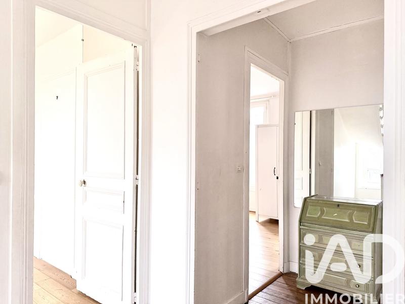 Maison - 317 m² - 9 pièces