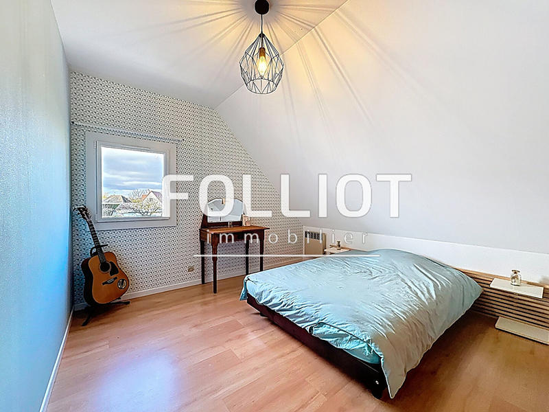 Maison - 140 m² - 8 pièces