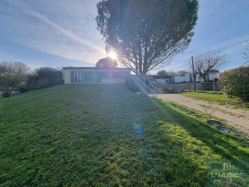 Maison - 90 m² - 5 pièces